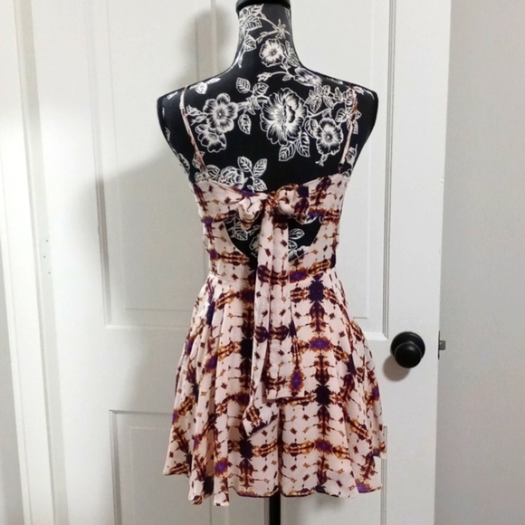 🆕️ 💜Lavender Brown💜 - Beige/Purple Silk Blend Mini Dress Romper - Picture 2 of 15